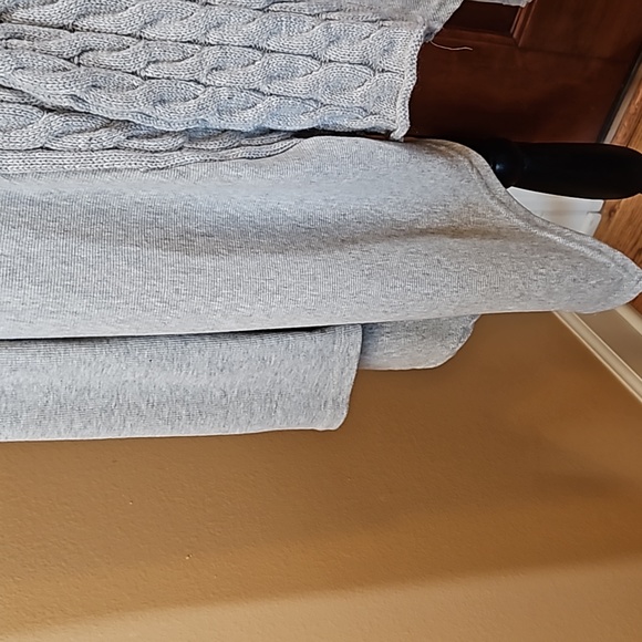 DRESSFO SWEATER CARDIGAN GRAY 6 MEDIUM NWOT - Picture 4 of 8